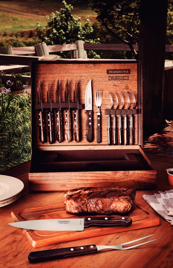KIT P/ASADO TRAMONTINA 21198/970 CHURRASCO 15 PZS